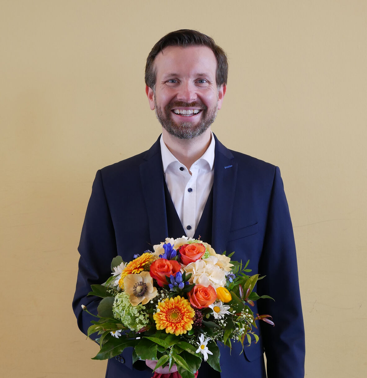 Nicolei Beckmann mit Blumenstrauß
