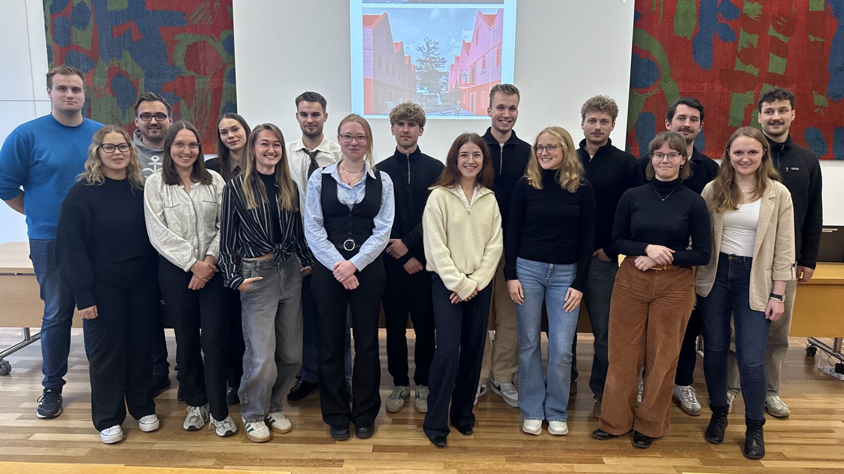 Eine Gruppe junger Studierender